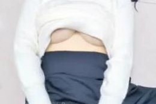 鬼父大牛真实乱伦原创 不顾女儿的反抗无套强奸内射了女儿！我在生日的这天变成了强奸犯