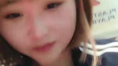 你J8好大呀使劲肏小骚B我想尿尿”淫荡对白疯狂小情侣KTV包厢卫生间啪啪来大姨妈也不管厕所肏到包间妹子很能叫淫语不断