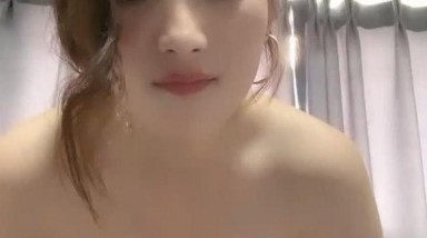 高颜值离异美女  小静静  ，黑丝、性感、古典美的知性少妇，乖巧懂事，自慰风骚、撩得网友心甘情愿撸射！