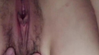 10月新拍摄女主播自拍拉屎系列 可爱的美女主播自拍掰B 上厕所 重口味不喜勿扰