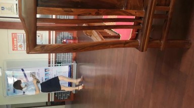 女厕偷拍减肥中心尾随身材气质绝佳女医师 别致的高跟鞋和宽肥唇肉让人着迷