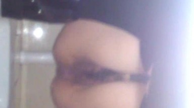 强拍脸9顶级福利资源厕拍圈内牛人大胆闯入女厕拍妹子方便时强拍脸强摸逼被发现翻车系列全是名场面