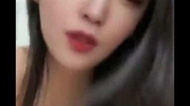 极品颜值怀孕6个月少妇在家和老公啪啪自拍奶子粉嫩 毛毛稀少