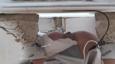 牛逼坑神购物商城蹲守女卫生间偸拍多位高颜值女神小姐姐大小便拍脸又拍逼原档4K画质2