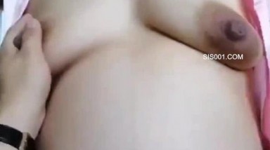 临产孕妇 约个留守临产孕妇冲冲喜 肚子都这么大还敢这么猛怼 不怕早产吗