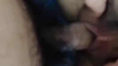 牛逼乱伦大神收费视频 下药迷操自己19岁的亲表妹 又一次下药给妹妹成功妹妹的逼好舒服差点内射进去