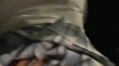 新约的JK美眉 在路上没忍住 直接在车来车往的路边就开操 操完带回家再接着操