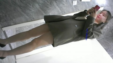 最新完整版 隔墙有眼 原创厕拍 妩媚女神吸指勾魂险遭翻车最新完整版 隔墙有眼