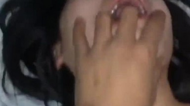 无套操大奶小嫩妹 爸爸 舒服吗 嗯 爸爸把灯关了 被大鸡吧操的眼神迷离 大奶子打的啪啪响