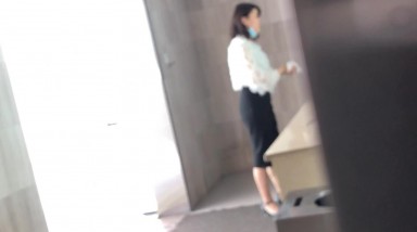 女厕厕拍 包臀裙高跟短发美女每天打桩不止两瓣已经磨的发白了