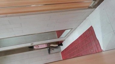 女厕厕拍和男友一起来吃饭的JK小妹 小穴张着血盆大口 估计被开发频繁