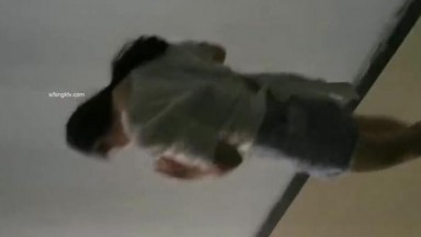 商场女厕厕拍偷拍  在偷偷自慰的美女店员