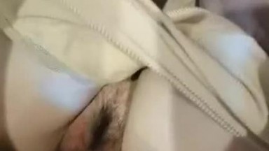 海角大神乱伦灌醉后强上了03年妹妹 舔逼后草哭最后射在屁股上