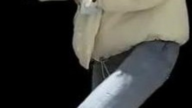 小县城路边公厕拍偷拍牛仔裤少妇的微毛小嫩鲍